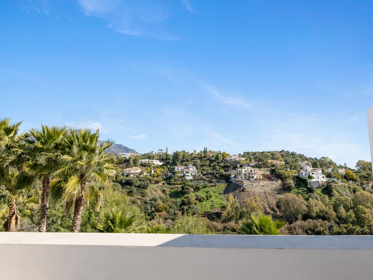 Apartment for Sale  in Benahavis, Malaga 54
