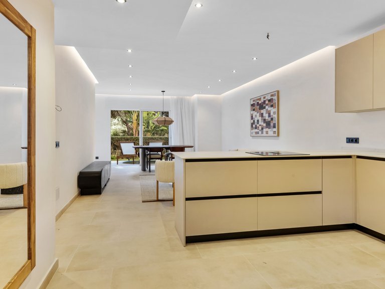 Apartment for Sale  in Marbella, Malaga 9