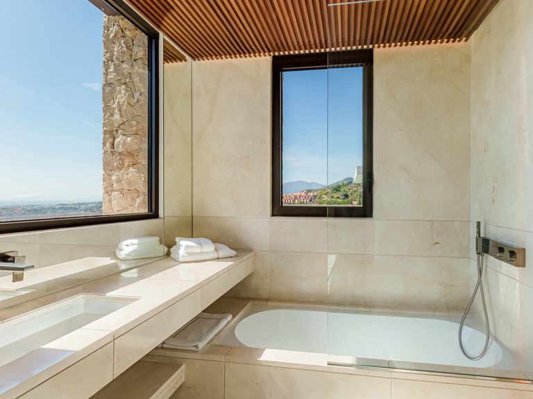 Apartment for Sale  in Benahavis, Malaga 20