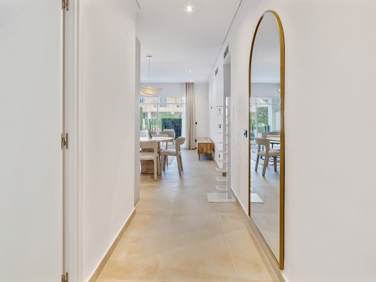 Apartment for Sale  in Marbella, Malaga 24