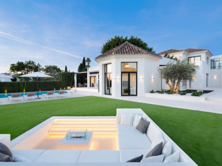 Apartment for Sale  in Marbella, Malaga 27