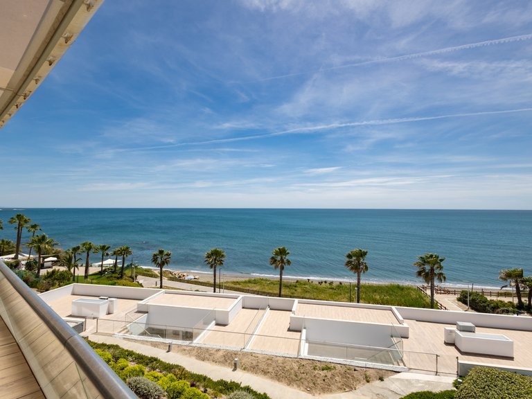 Apartment for Sale  in Estepona, Malaga 38