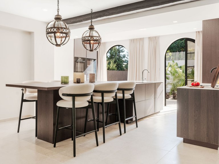 Apartment for Sale  in Marbella, Malaga 11