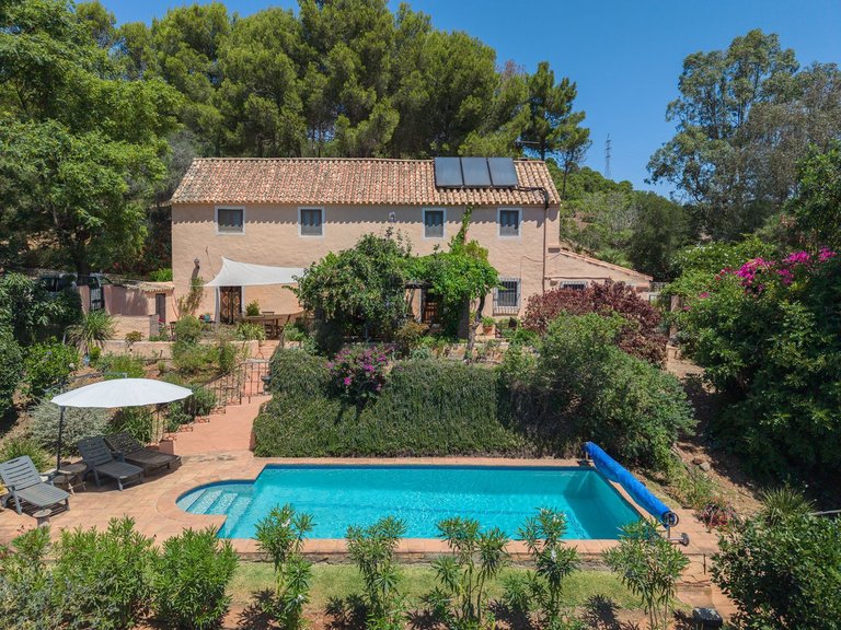 Apartment for Sale  in Estepona, Malaga 1