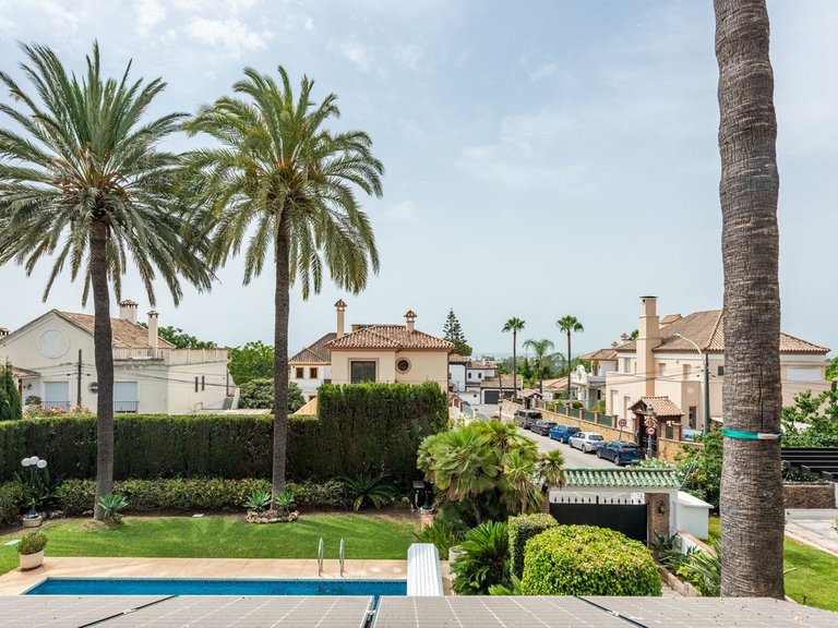 Apartment for Sale  in San Pedro De Alcantara, Malaga 37