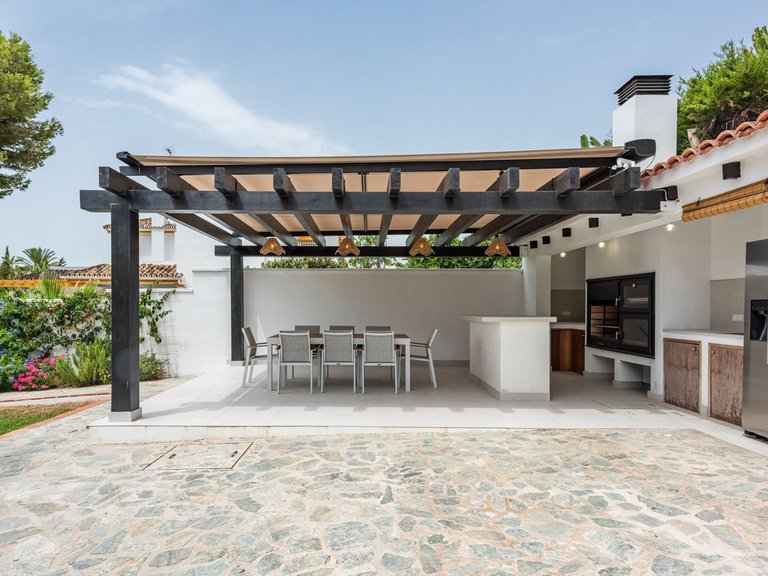Apartment for Sale  in San Pedro De Alcantara, Malaga 10