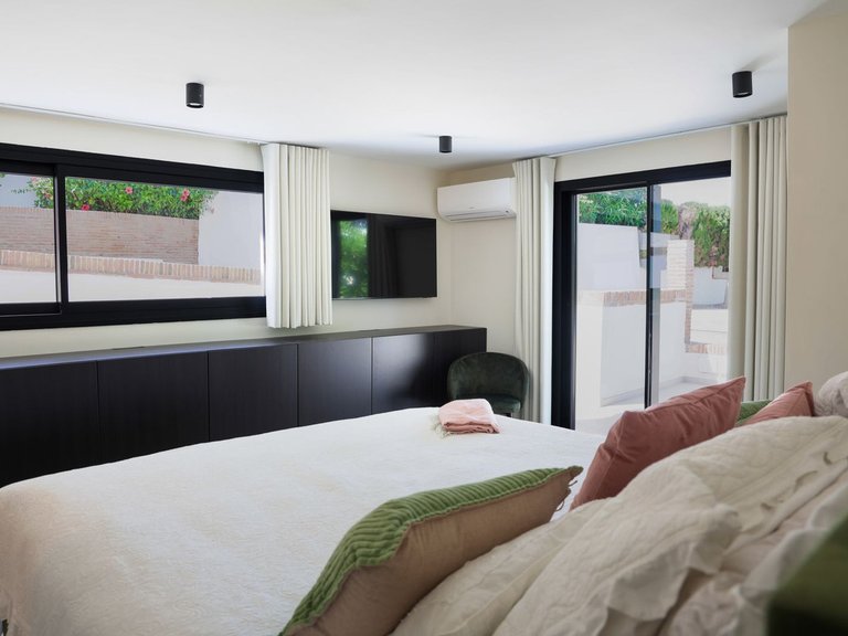 Apartment for Sale  in Marbella, Malaga 25