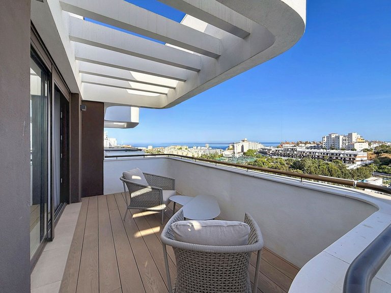 Apartment for Sale  in Estepona, Malaga 3