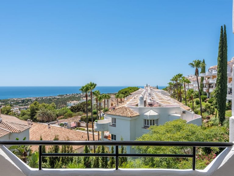 Apartment for Sale  in Mijas Costa, Malaga 1