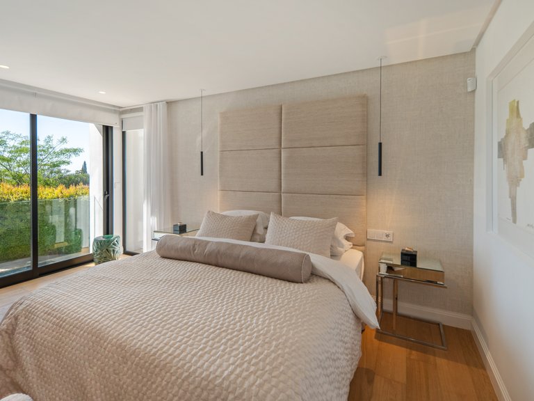 Apartment for Sale  in Marbella, Malaga 19