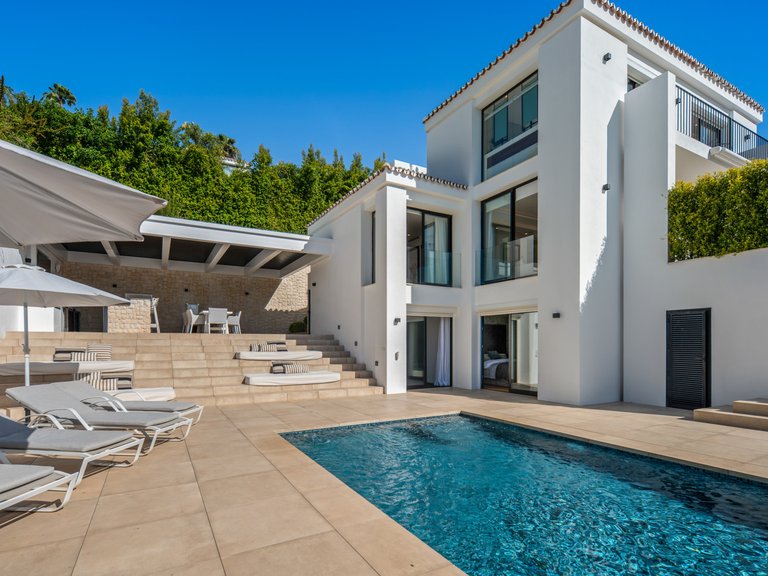 Apartment for Sale  in Marbella, Malaga 3