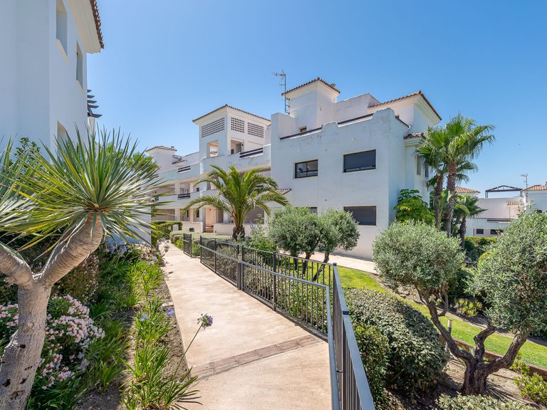 Apartment for Sale  in Casares, Malaga 36
