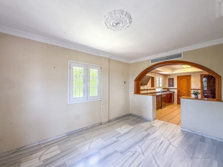 Apartment for Sale  in Estepona, Malaga 18