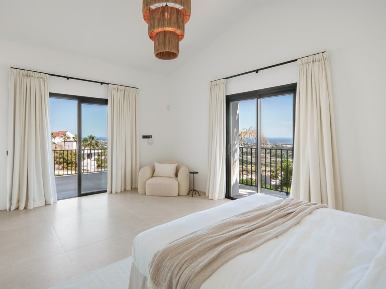 Apartment for Sale  in Benahavis, Malaga 13