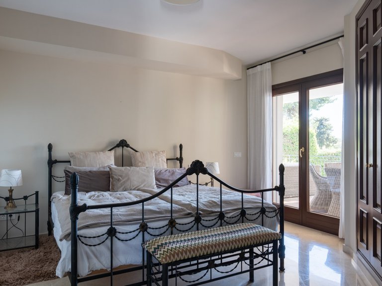 Apartment for Sale  in Marbella, Malaga 16