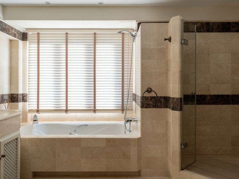 Apartment for Sale  in Marbella, Malaga 29