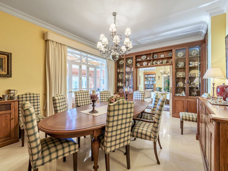 Apartment for Sale  in Malaga, Malaga 10