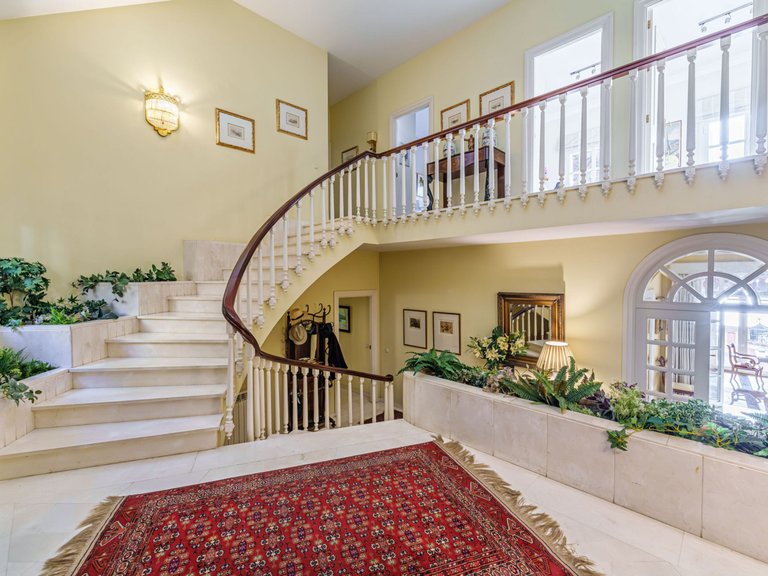 Apartment for Sale  in Malaga, Malaga 18
