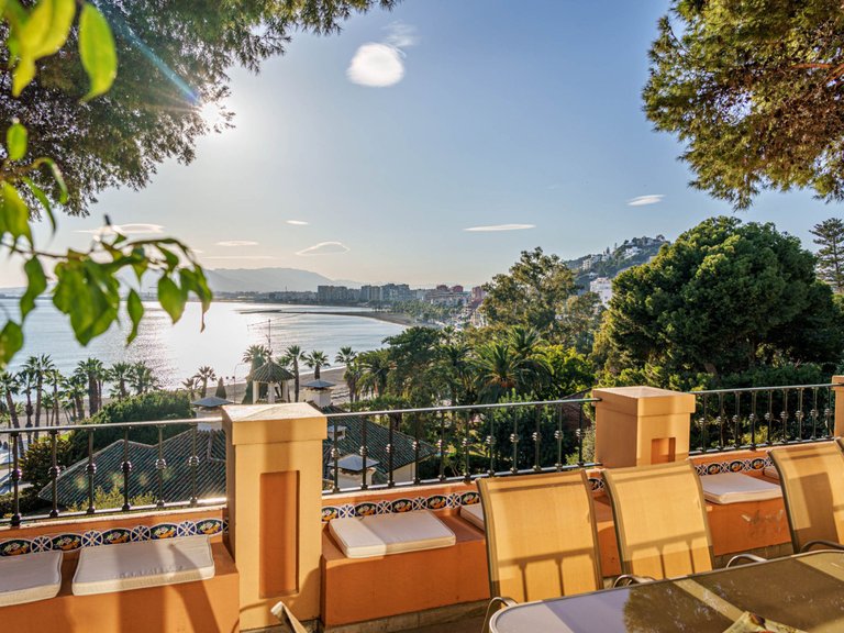 Apartment for Sale  in Malaga, Malaga 32