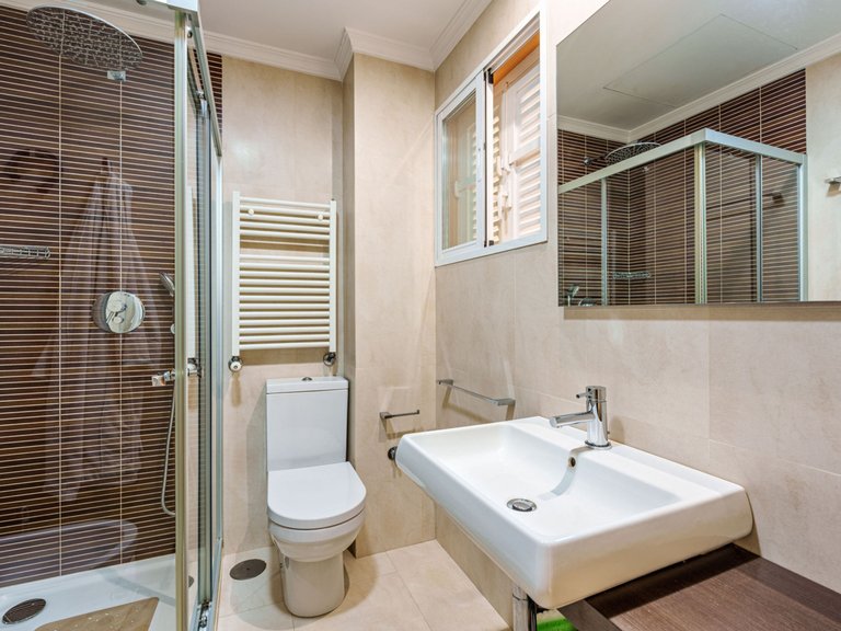 Apartment for Sale  in Malaga, Malaga 24