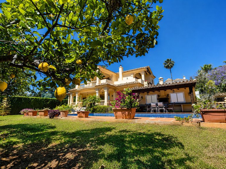 Apartment for Sale  in Benahavis, Malaga 34