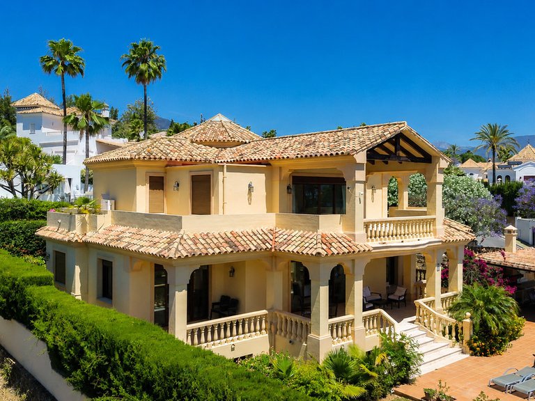 Apartment for Sale  in Benahavis, Malaga 3