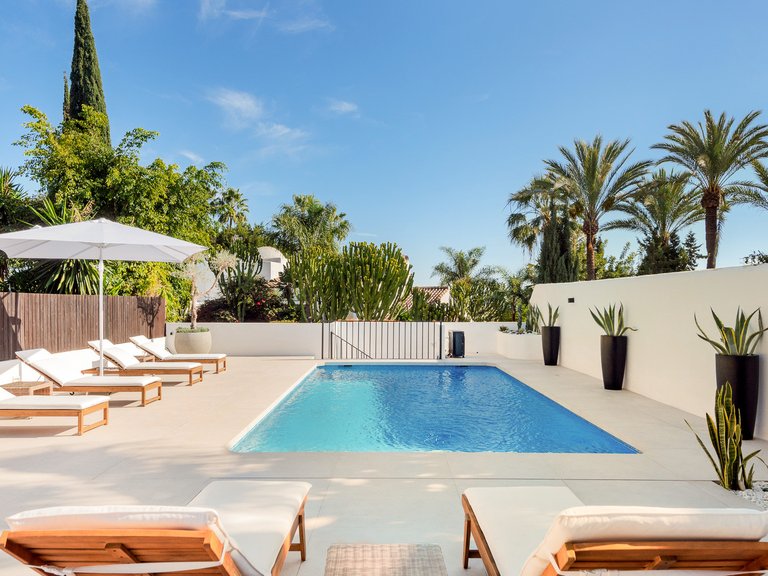 Apartment for Sale  in Marbella, Malaga 17