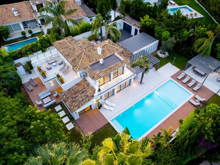 Apartment for Sale  in Marbella, Malaga 42
