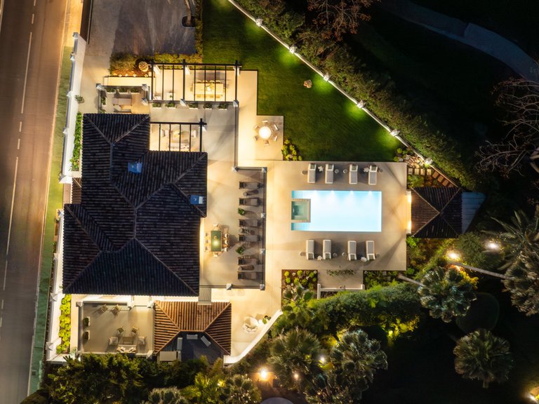 Apartment for Sale  in Marbella, Malaga 48