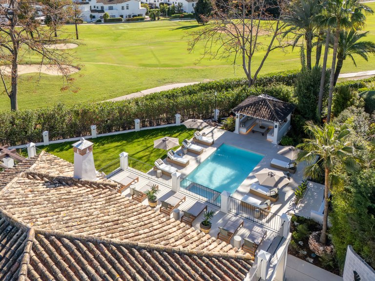 Apartment for Sale  in Marbella, Malaga 20