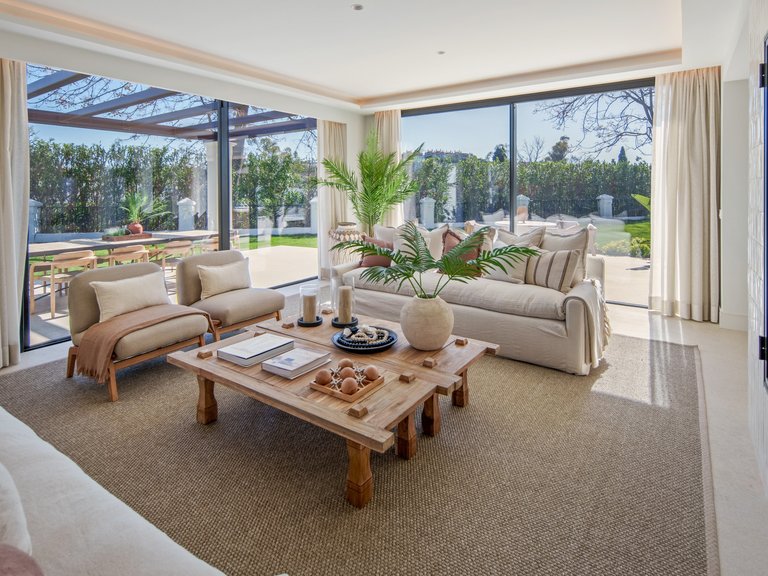 Apartment for Sale  in Marbella, Malaga 3