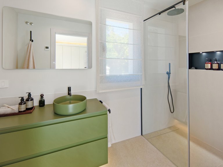 Apartment for Sale  in Marbella, Malaga 22