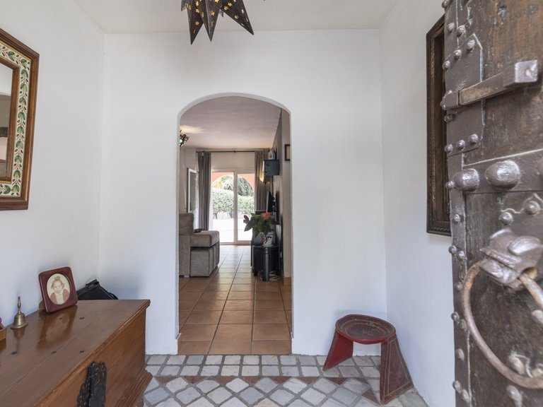 Apartment for Sale  in Marbella, Malaga 15