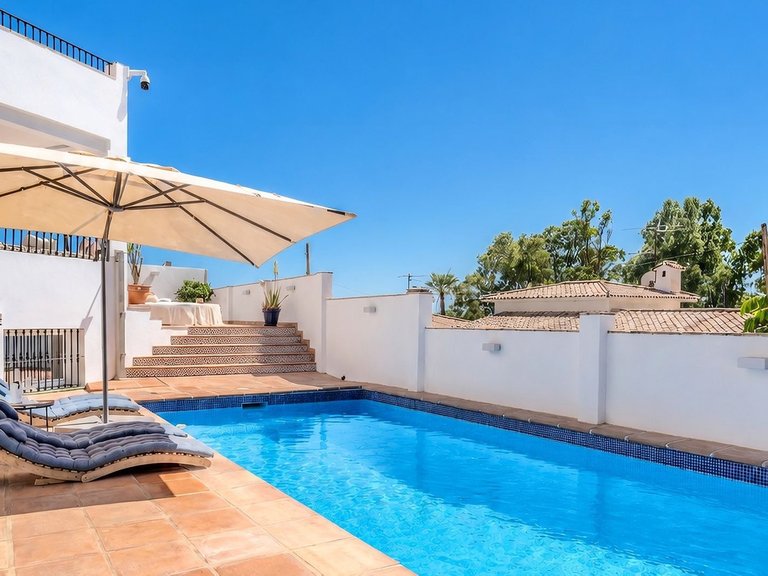 Apartment for Sale  in Marbella, Malaga 1