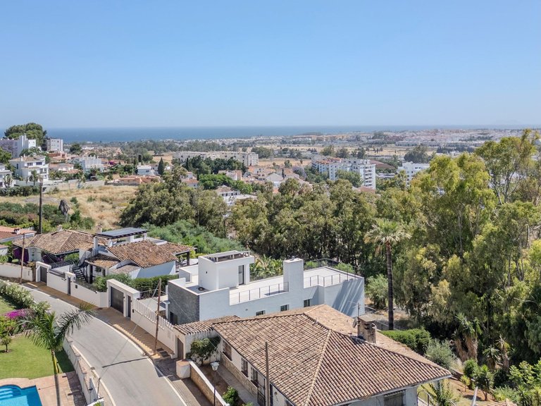 Apartment for Sale  in Marbella, Malaga 54