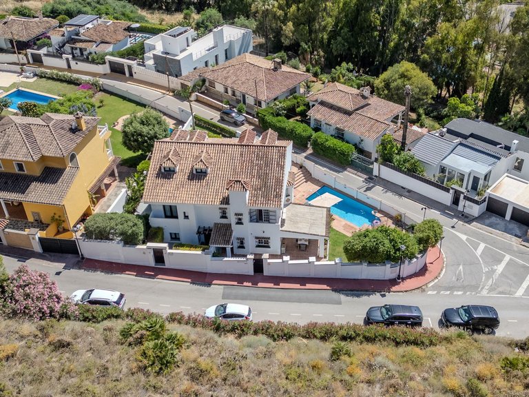 Apartment for Sale  in Marbella, Malaga 53