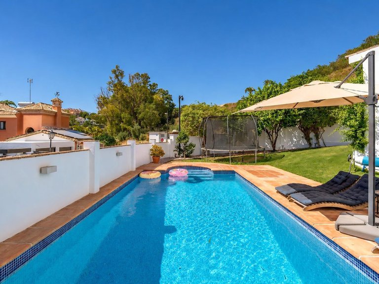 Apartment for Sale  in Marbella, Malaga 2
