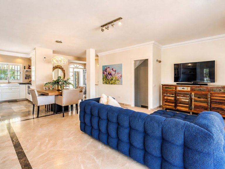 Apartment for Sale  in Marbella, Malaga 14