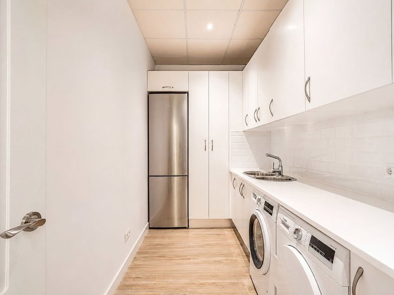 Apartment for Sale  in Marbella, Malaga 33