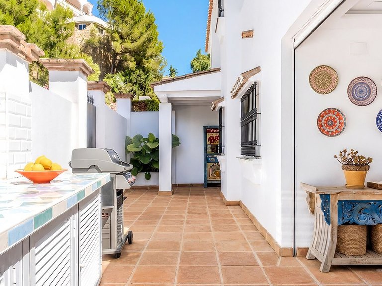 Apartment for Sale  in Marbella, Malaga 11