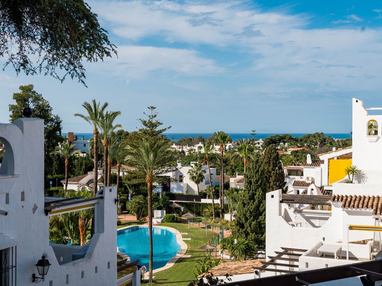 Apartment for Sale  in Marbella, Malaga 32