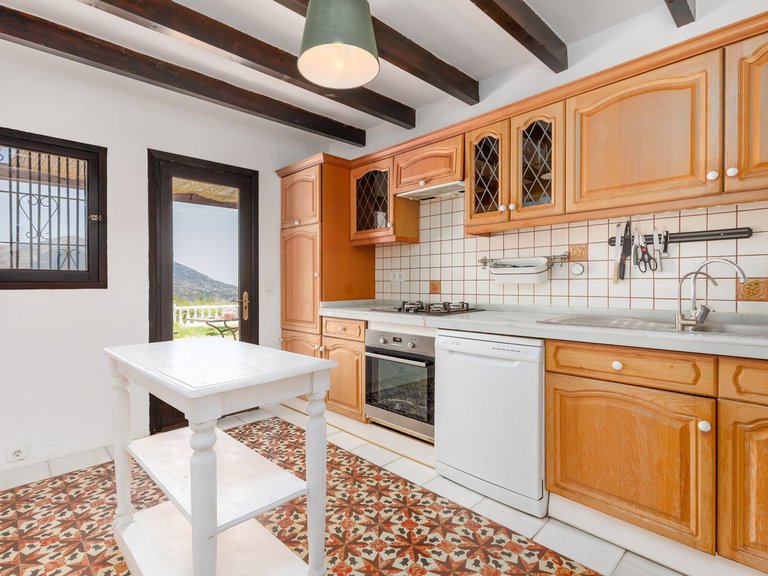 Apartment for Sale  in Alhaurin El Grande, Malaga 11