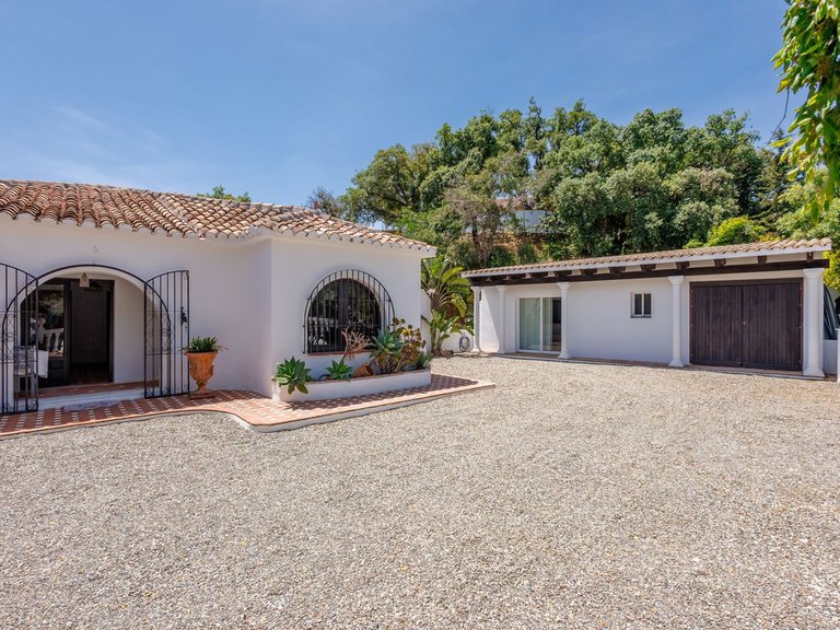 Apartment for Sale  in Alhaurin El Grande, Malaga 37