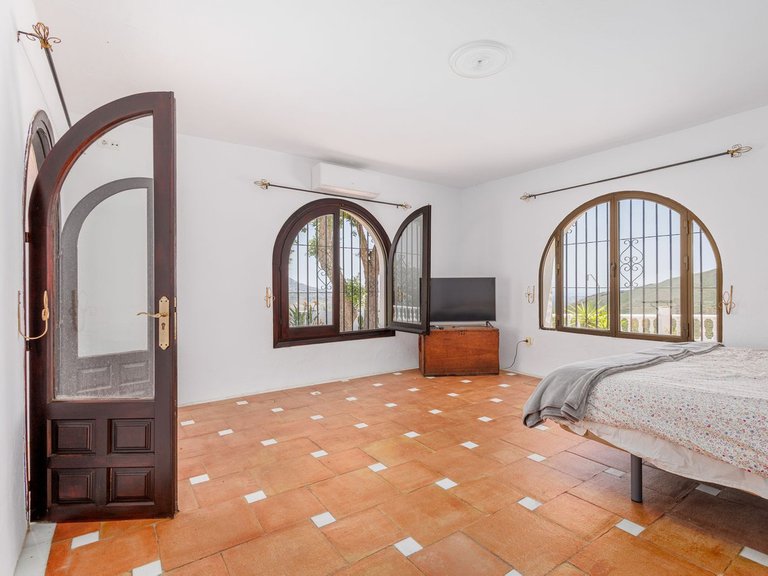 Apartment for Sale  in Alhaurin El Grande, Malaga 13