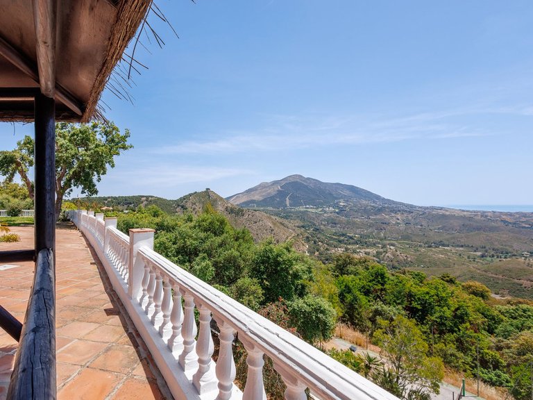 Apartment for Sale  in Alhaurin El Grande, Malaga 40