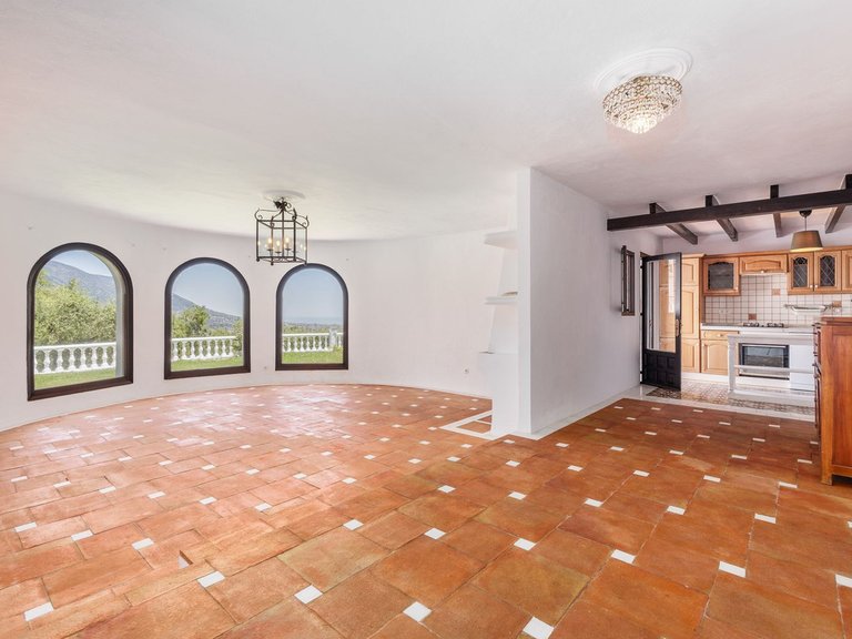 Apartment for Sale  in Alhaurin El Grande, Malaga 9
