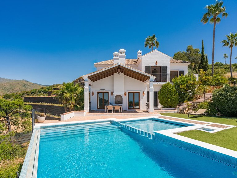 Apartment for Sale  in Benahavis, Malaga 34