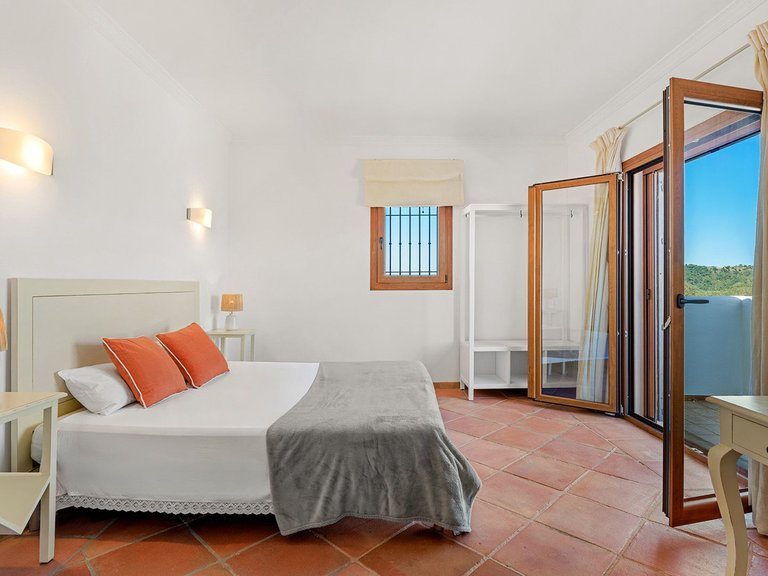 Apartment for Sale  in Benahavis, Malaga 20