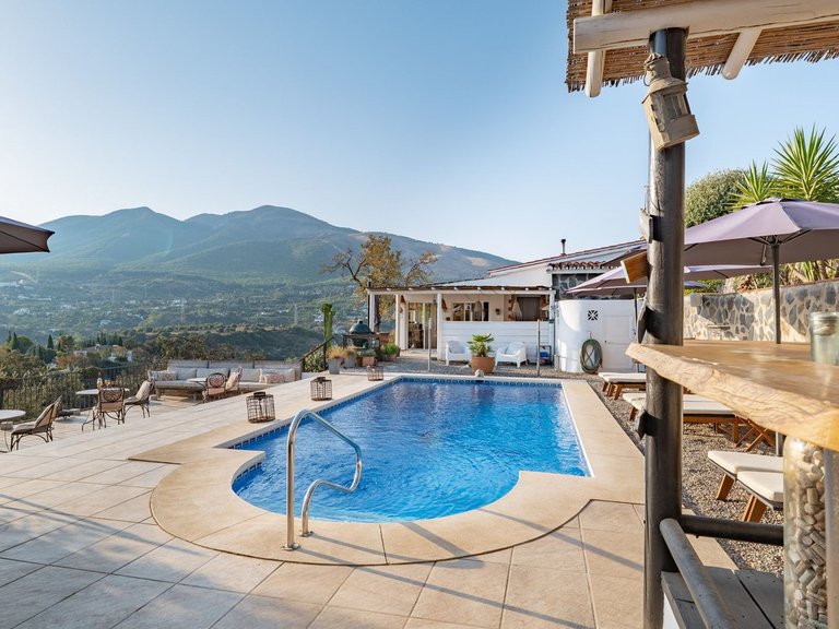 Apartment for Sale  in Alhaurin El Grande, Malaga 28