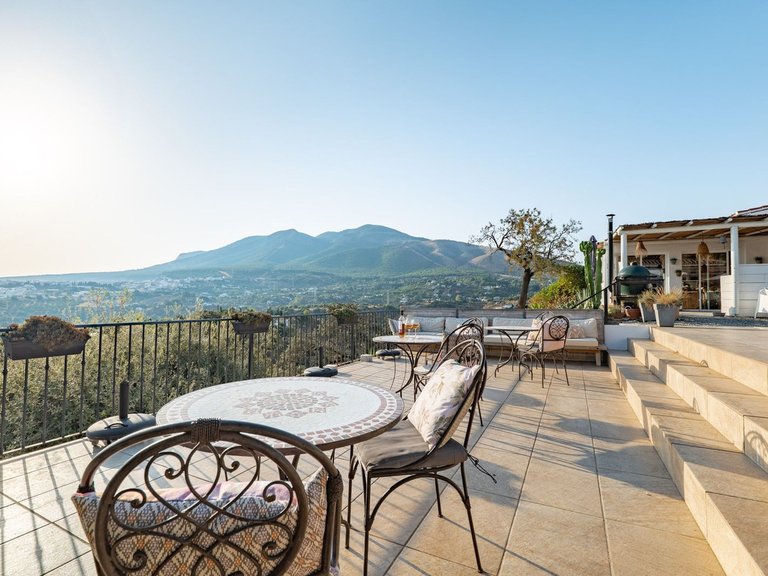 Apartment for Sale  in Alhaurin El Grande, Malaga 6